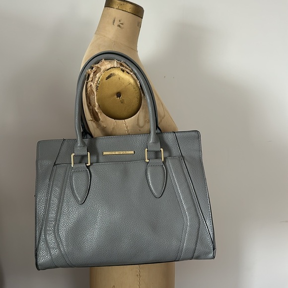 Steve Madden Handbags - Steve Madden vegan leather satchel bag purse 13x11in